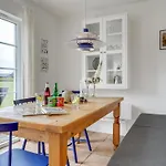 Askan - 200m From The Sea By Interhome 度假居